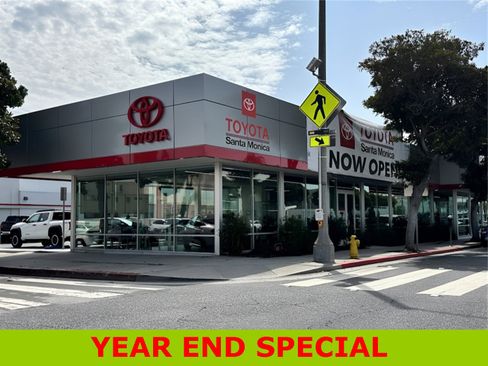 Used 2018 Toyota RAV4 Limited image 33