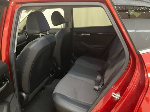 Used 2023 Kia Seltos S w/ Navigation Package FWD image 13