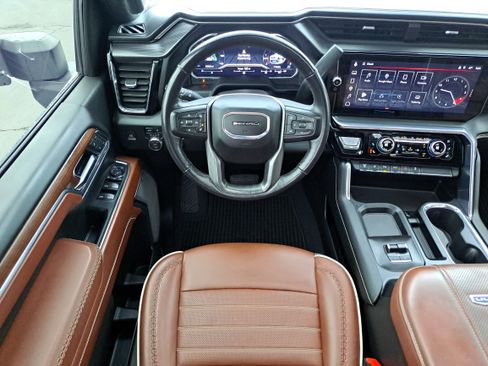 Certified 2024 GMC Sierra 3500 Denali Ultimate image 9