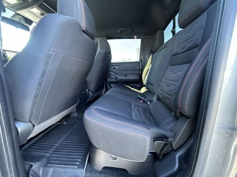 Used 2024 Nissan Frontier PRO-4X w/ Off-Road Protection Package image 28