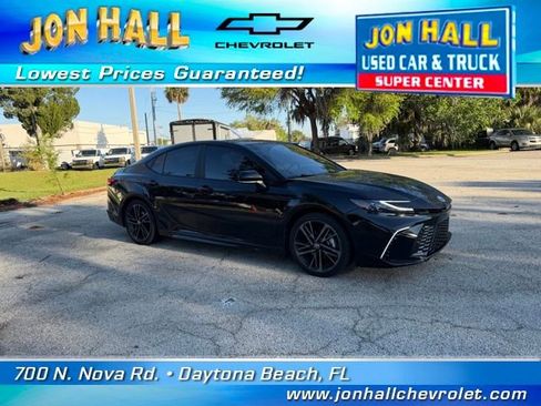 Used 2025 Toyota Camry XSE image 16