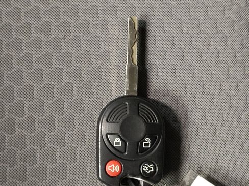 Used 2017 Ford C-MAX SE image 32