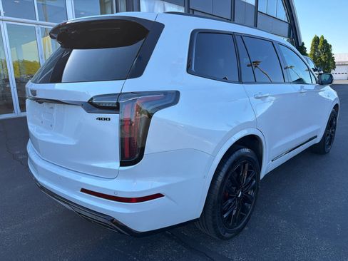 Used 2024 Cadillac XT6 Sport w/ LPO, ONYX Package AWD/4WD image 11