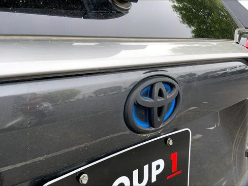 Used 2022 Toyota RAV4 Limited w/ Limited Grade Weather Package image 28