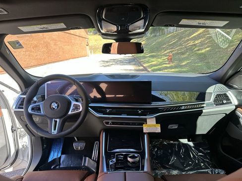 New 2026 BMW X6 M60i image 20