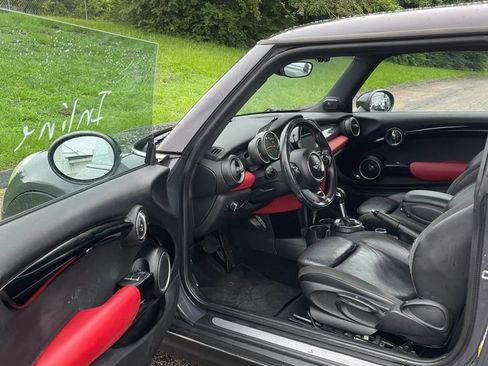 Used 2014 MINI Cooper S FWD image 9
