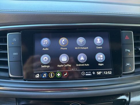 Used 2023 Buick Enclave Essence image 26