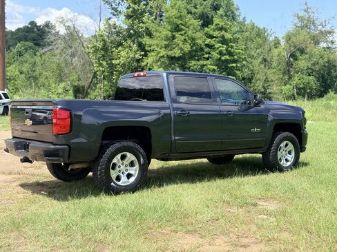 Used 2018 Chevrolet Silverado 1500 LT w/ Texas Edition AWD/4WD image 5