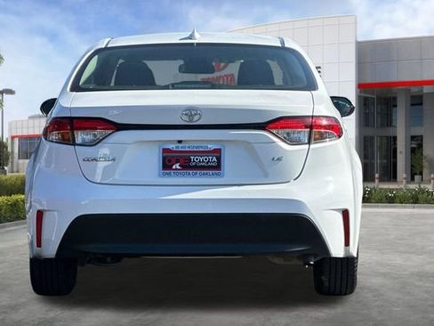 Certified 2023 Toyota Corolla LE image 6
