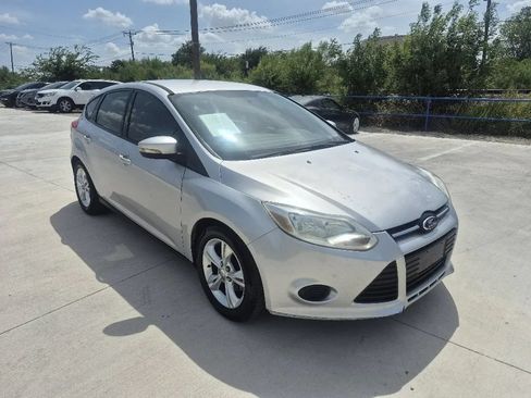 Used 2013 Ford Focus SE FWD image 4