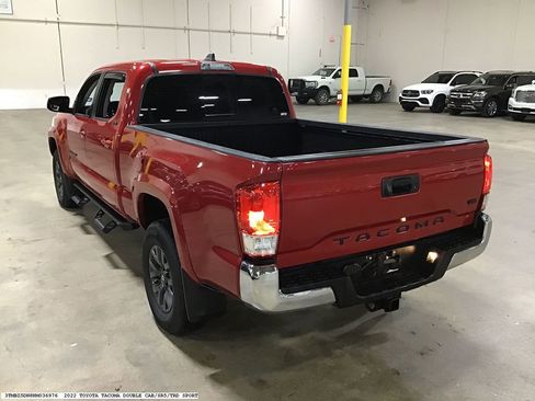 Used 2022 Toyota Tacoma SR5 image 4