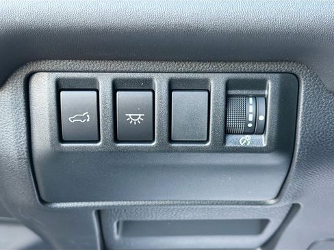 Certified 2025 Subaru Ascent Bronze Edition w/ Onyx Package image 36