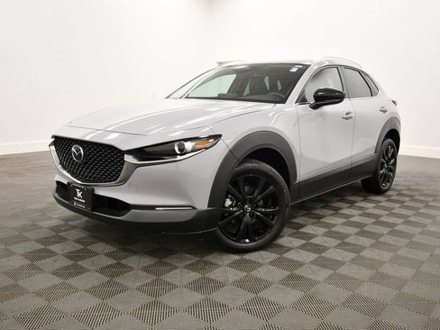 Used 2025 MAZDA CX-30 AWD 2.5 S w/ Select Sport Pkg image 2
