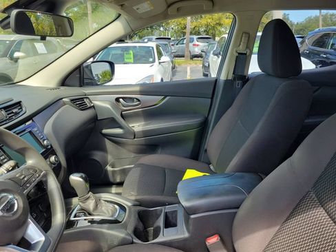 Used 2020 Nissan Rogue Sport S FWD image 18