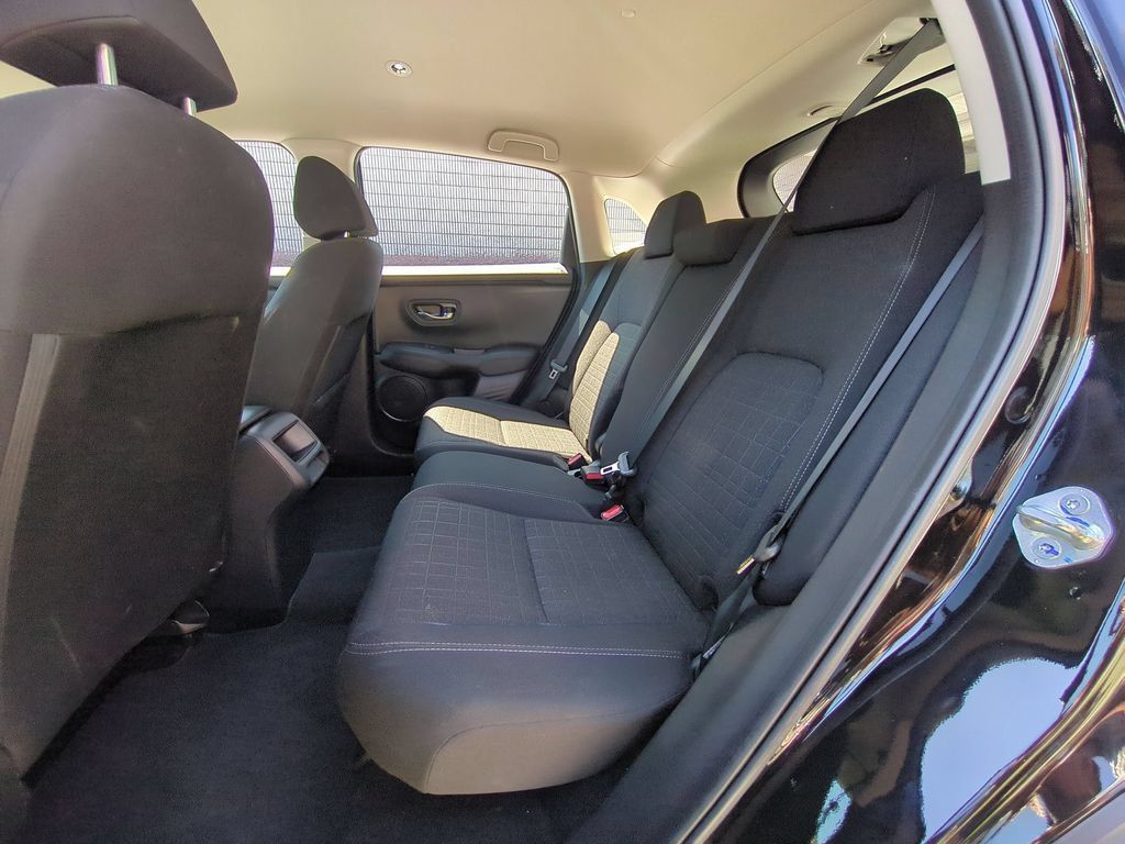 Used 2025 Honda HR-V LX image 27