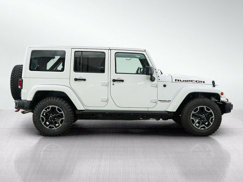 Used 2016 Jeep Wrangler Unlimited Rubicon AWD/4WD image 6