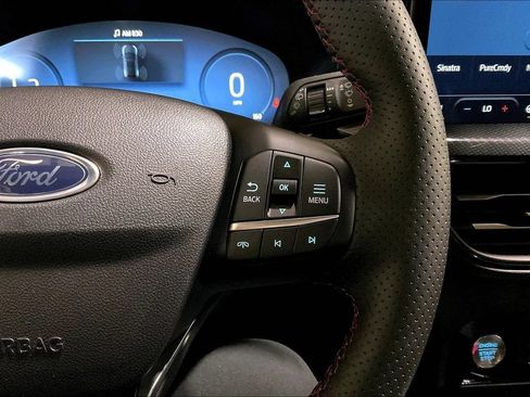 Certified 2025 Ford Escape ST-Line Elite AWD/4WD image 18