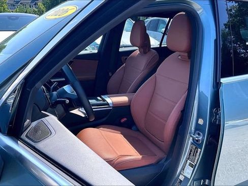 Used 2026 Mercedes-Benz GLC 300 4MATIC image 6
