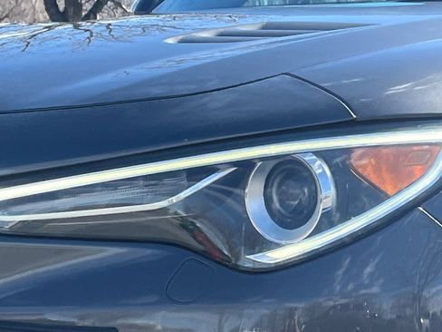 Used 2019 Alfa Romeo Stelvio Quadrifoglio w/ Driver Assist Dynamic Package image 11