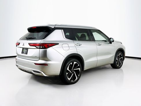 Used 2024 Mitsubishi Outlander SEL image 9