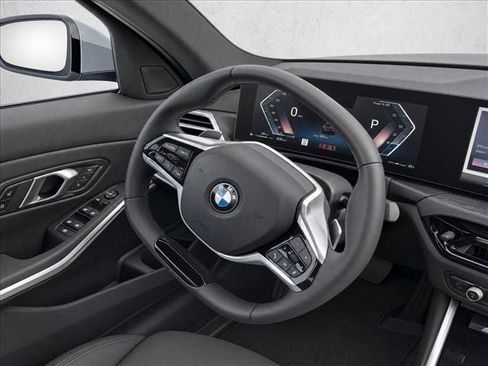 Used 2025 BMW 330i Sedan w/ Convenience Package RWD image 17
