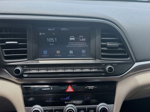 Used 2020 Hyundai Elantra SEL FWD image 7