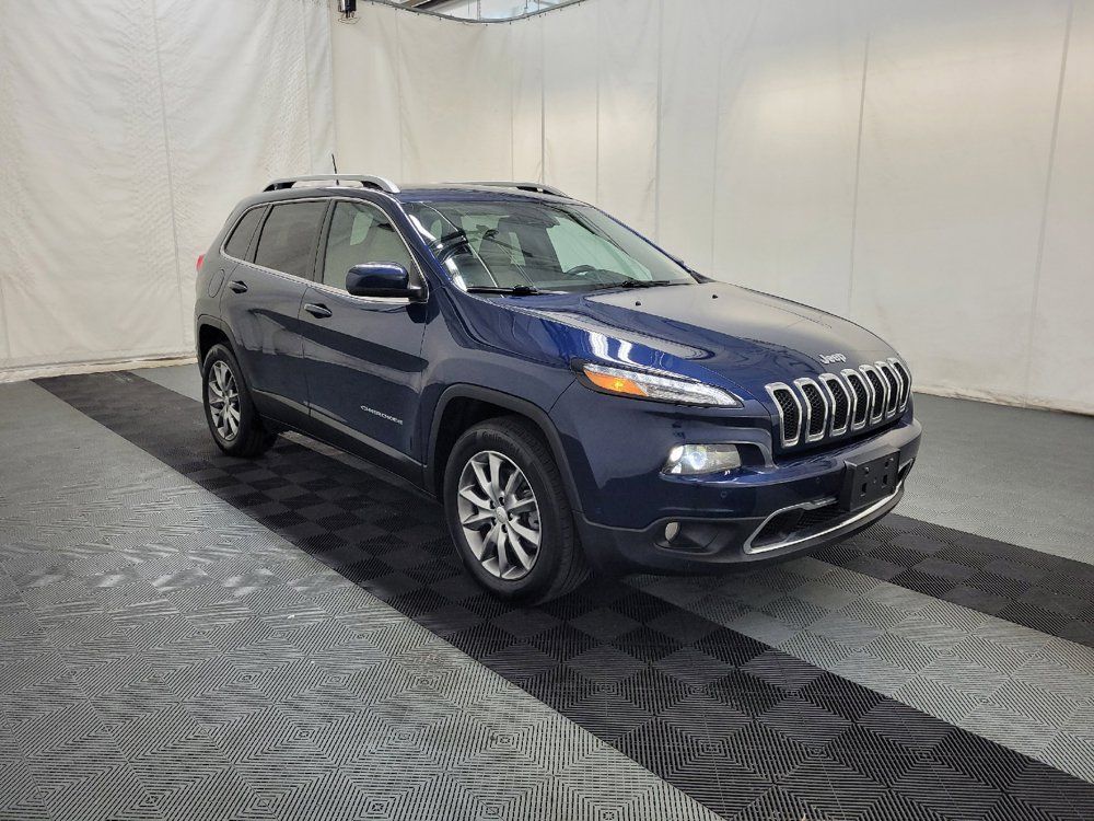 Used 2018 Jeep Cherokee Limited w/ Technology Group AWD/4WD image 13