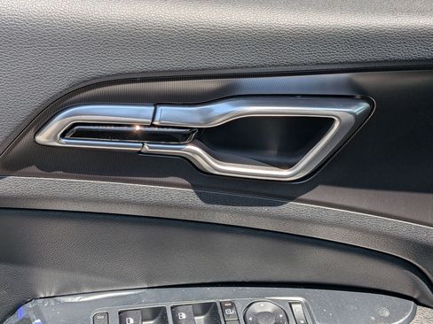 New 2026 Kia Sportage EX AWD/4WD image 12