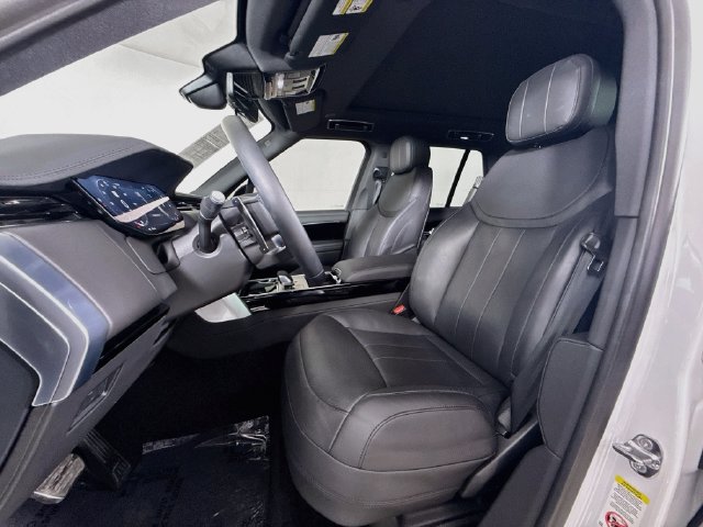 Certified 2024 Land Rover Range Rover SE AWD/4WD image 11