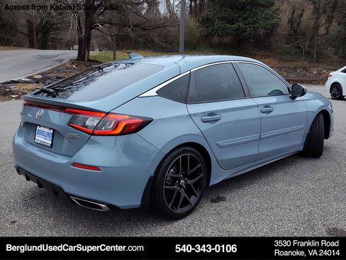 Used 2022 Honda Civic Sport Touring image 4