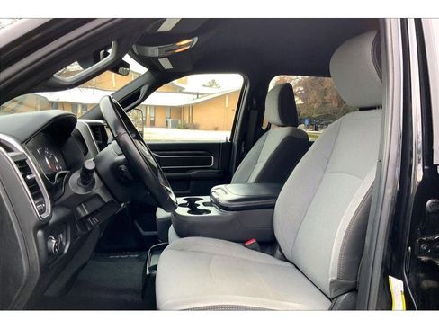 Used 2024 RAM 2500 Big Horn image 26