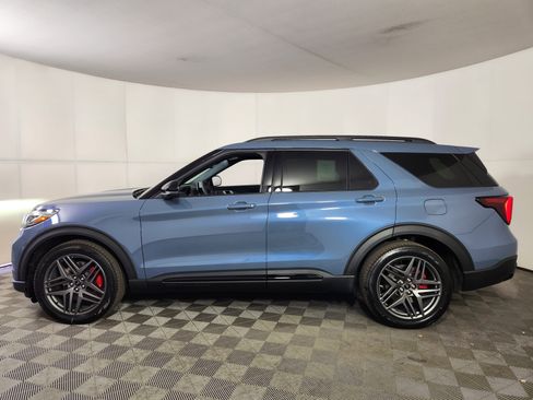 New 2026 Ford Explorer ST w/ Sun And Sound Package image 4