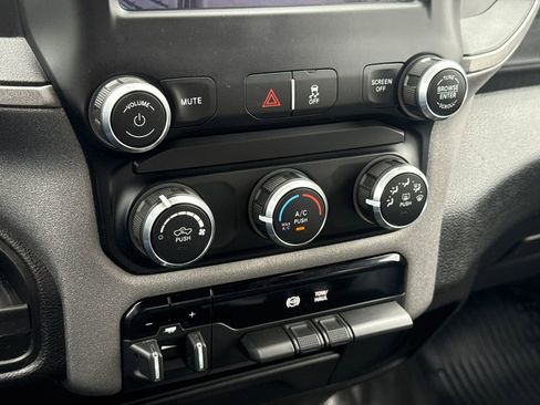 Used 2024 RAM 3500 Tradesman w/ Chrome Appearance Group AWD/4WD image 25