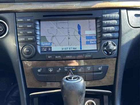 Used 2007 Mercedes-Benz E 350 4MATIC Sedan w/ Premium Pkg 1 image 35