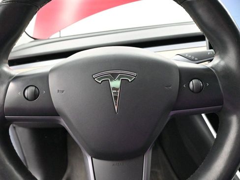 Used 2018 Tesla Model 3 Long Range RWD image 17