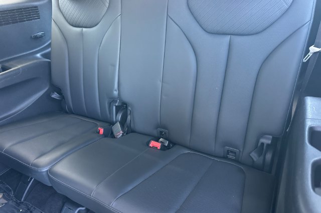 Used 2024 Hyundai Palisade SEL FWD image 17