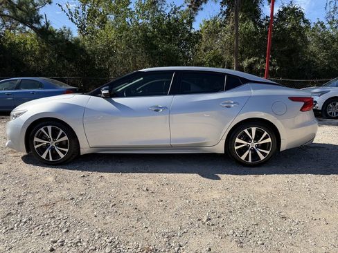 Used 2017 Nissan Maxima Platinum image 8