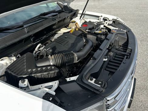 Used 2021 GMC Acadia SLE image 59