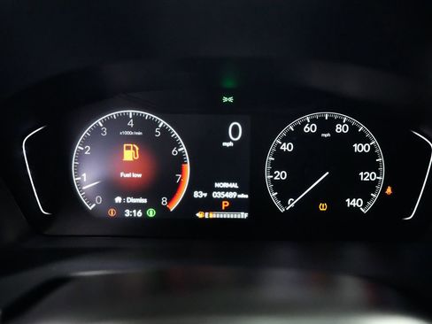 Used 2023 Honda Pilot Sport image 17