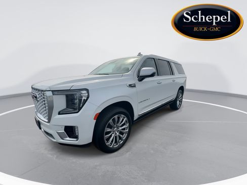 Certified 2023 GMC Yukon XL Denali w/ Max Trailering Package image 4