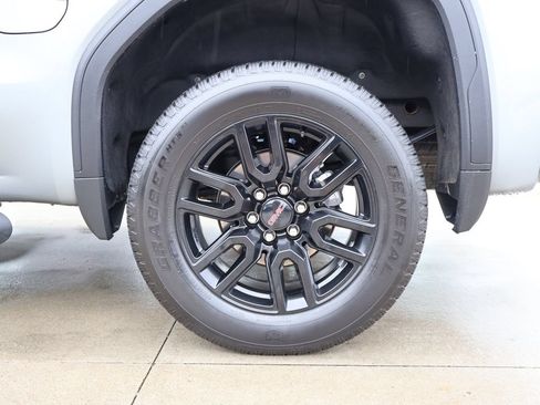 Used 2025 GMC Sierra 1500 Elevation w/ Preferred Package AWD/4WD image 46