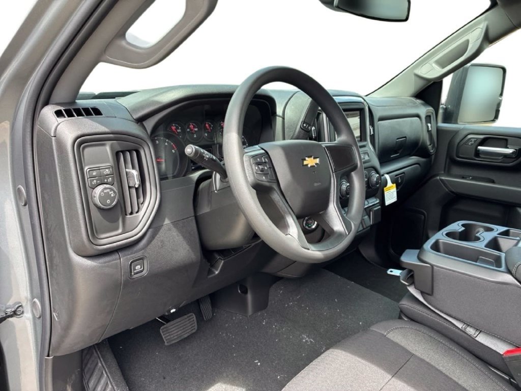 New 2026 Chevrolet Silverado 2500 Custom w/ Custom Value Package RWD image 21