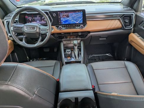 Used 2024 GMC Canyon AT4 w/ AT4 Premium Package image 18