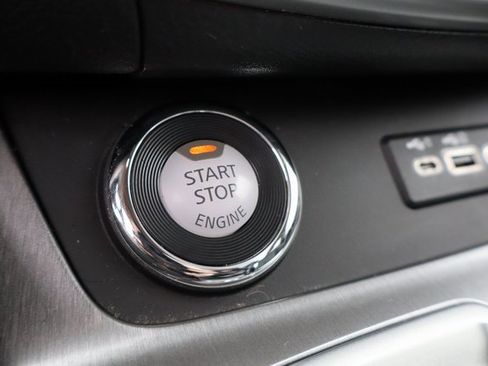 Used 2020 Nissan Murano S w/ Technology Package image 16