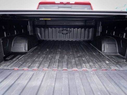Used 2025 Chevrolet Silverado 1500 High Country w/ High Country Premium Package AWD/4WD image 16