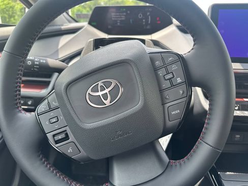 New 2026 Toyota Prius Plug-In Hybrid FWD image 19
