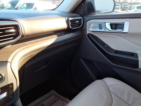 Certified 2020 Ford Explorer Platinum image 24