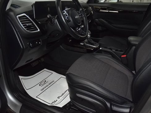 Used 2025 Kia Seltos S AWD/4WD image 36