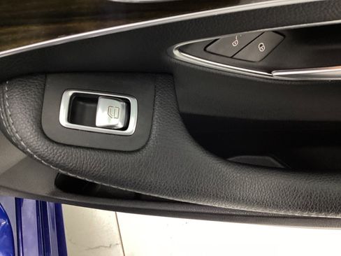 Used 2020 Mercedes-Benz C 300 4MATIC Sedan image 43