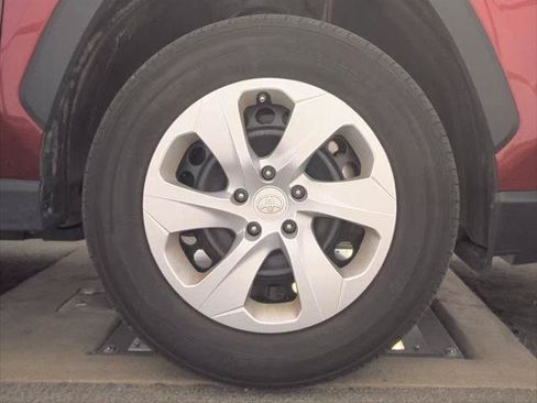 Used 2025 Toyota RAV4 LE FWD image 23